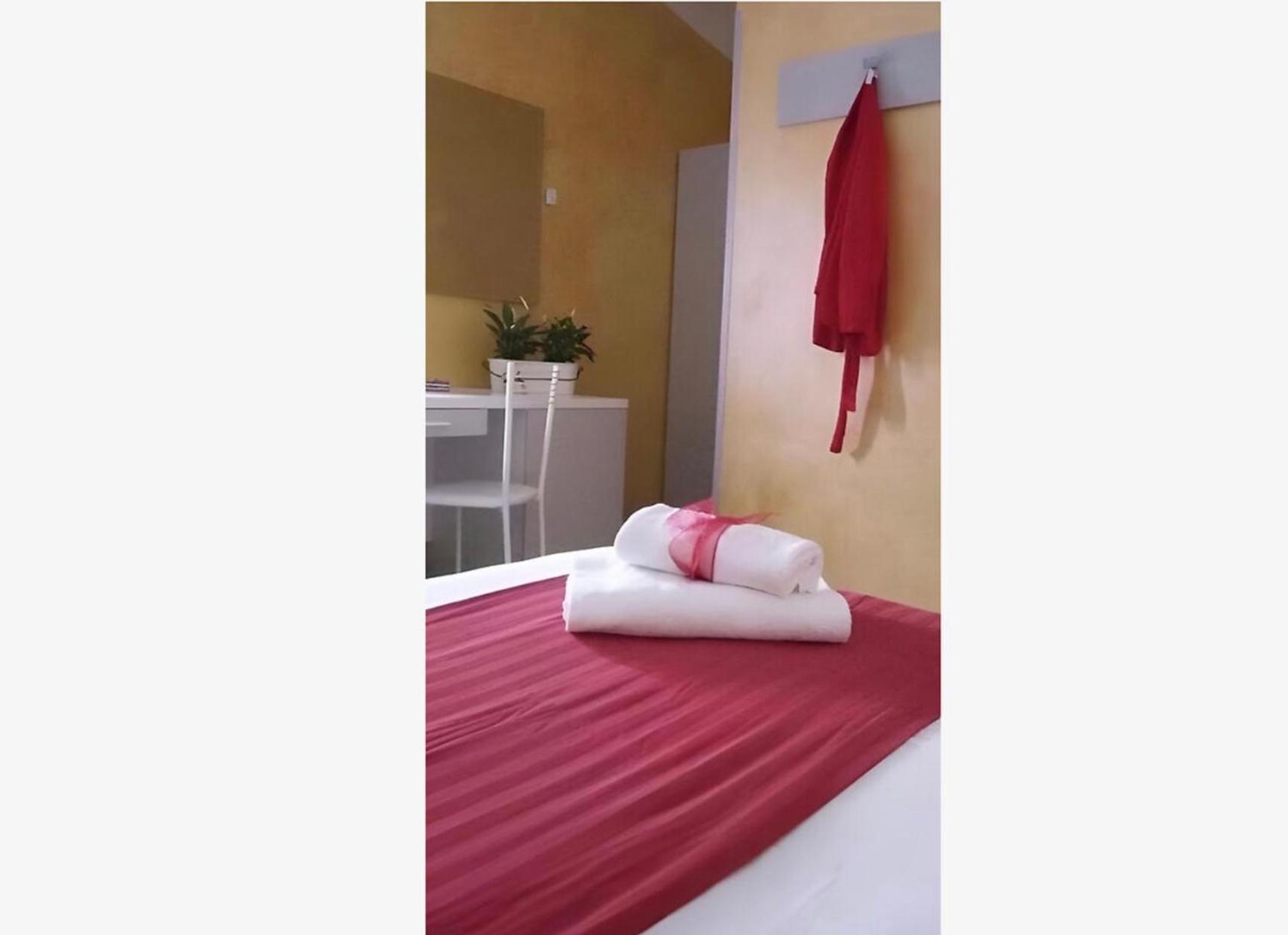 Sabrina Airport Bed & Breakfast Fiumicino Bagian luar foto