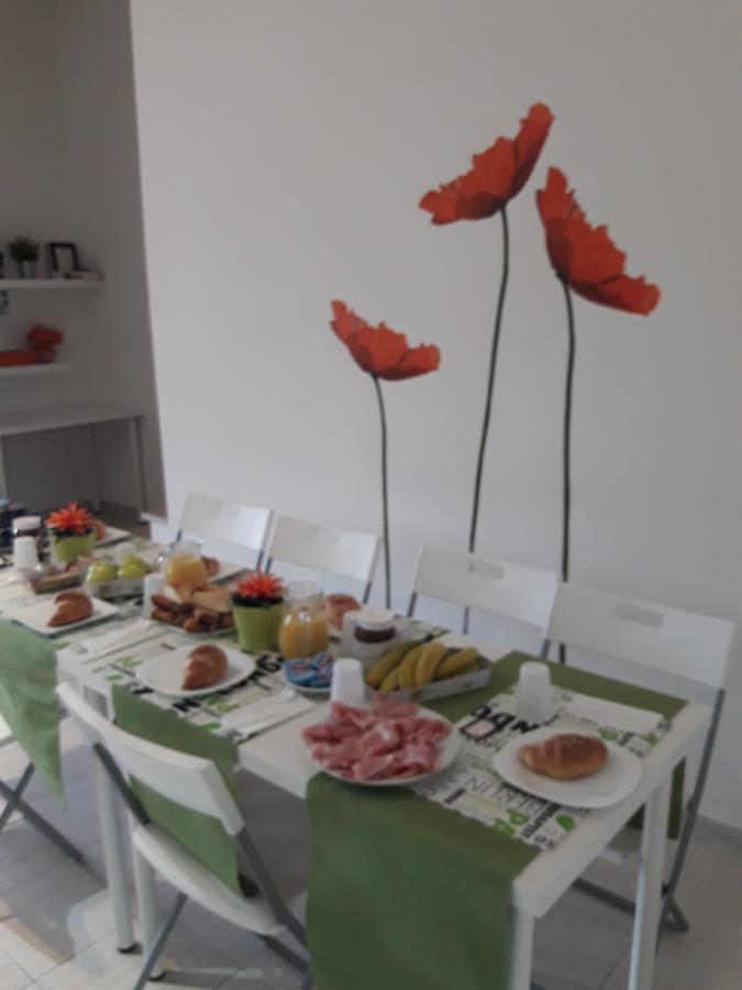 Sabrina Airport Bed & Breakfast Fiumicino Bagian luar foto